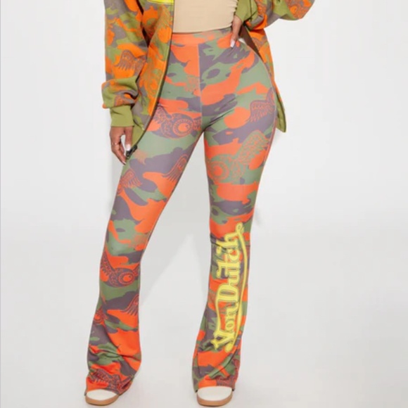 🔥🔥🔥💫FASHION NOVA 😍VON DUTCH ORANGE CAMOUFLAGE DENIM SET🫶🏽💋👌🏽 - Picture 2 of 2